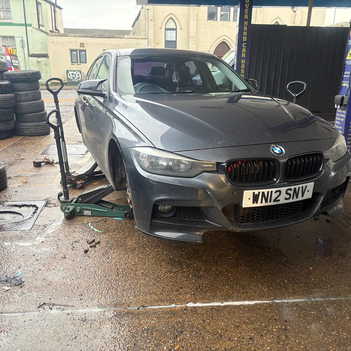 Mobile tyre fitting in Hougham