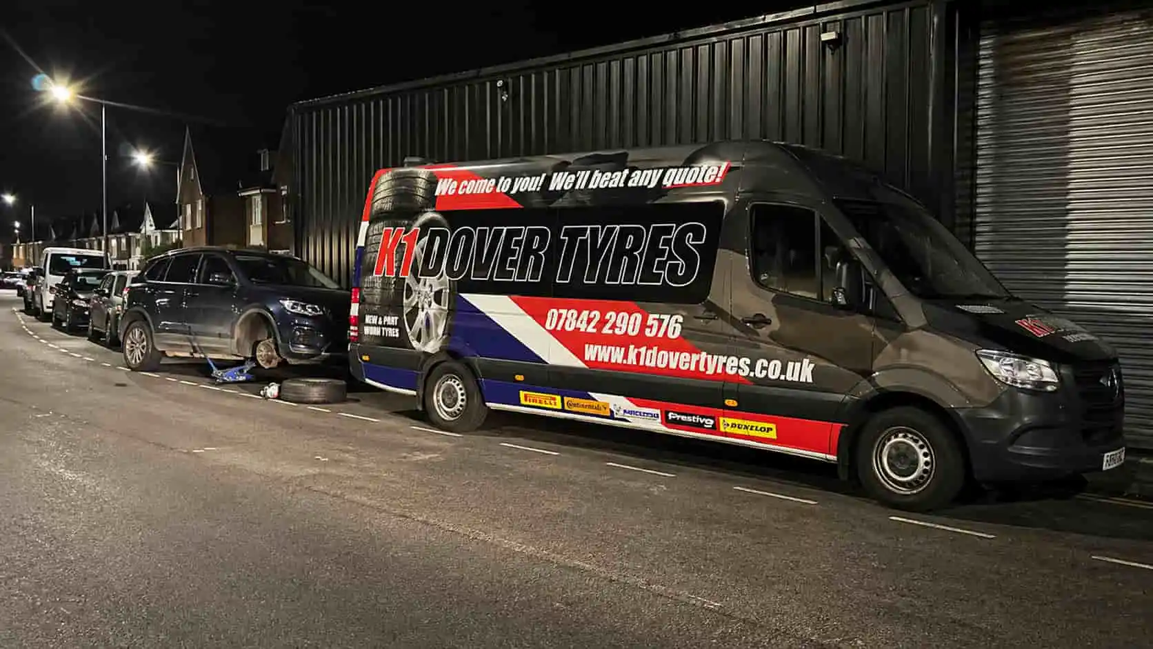 K1 Dover Tyres mobile tyre fitting van in Dartford at night providing roadside tyre service