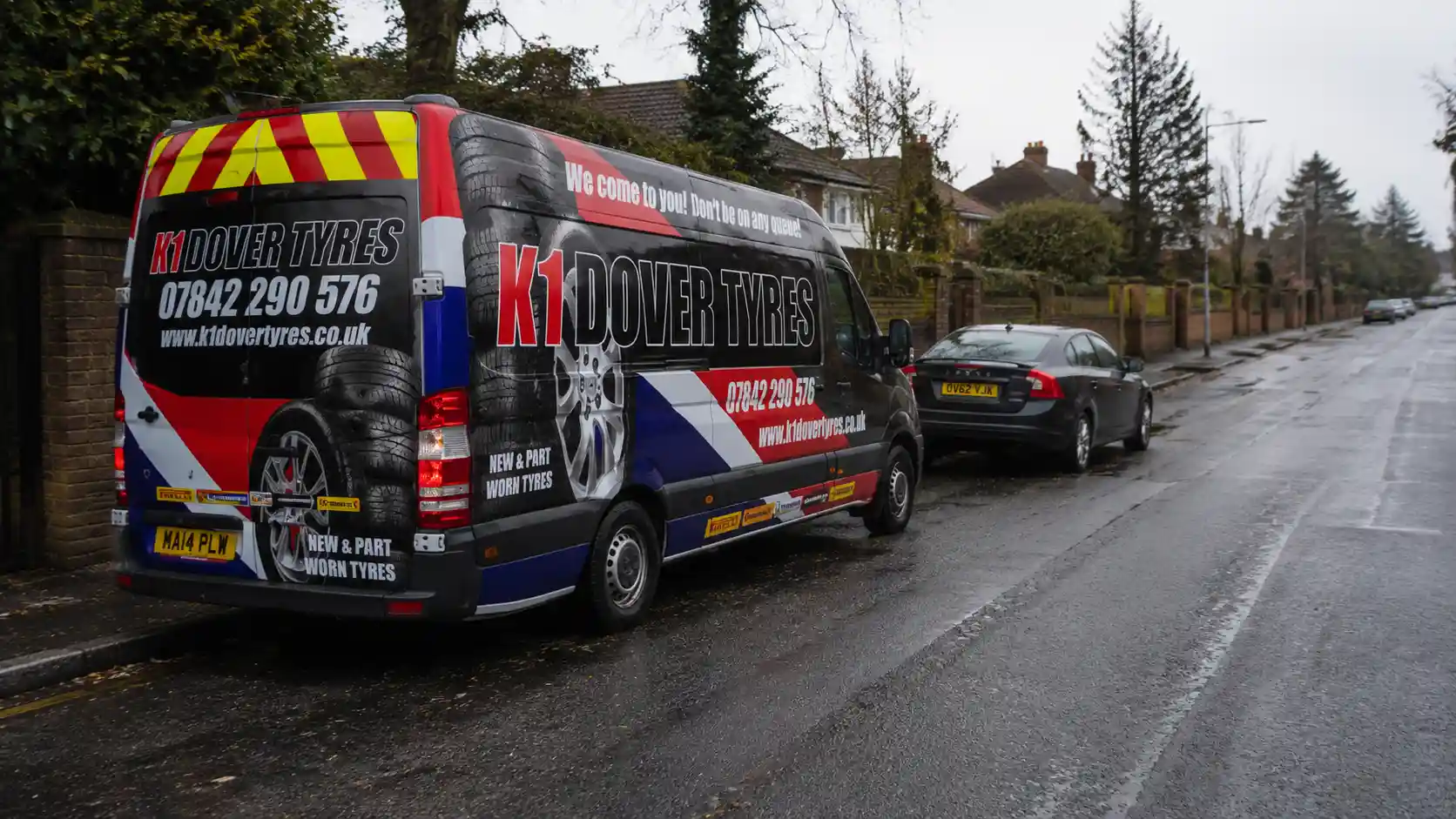 Mobile Tyre Fitting In Langdon 7 K1 Dover Tyres emergency mobile tyre fitting van assisting a stranded car in Langdon CT15 with roadside tyre replacement service in Kent.