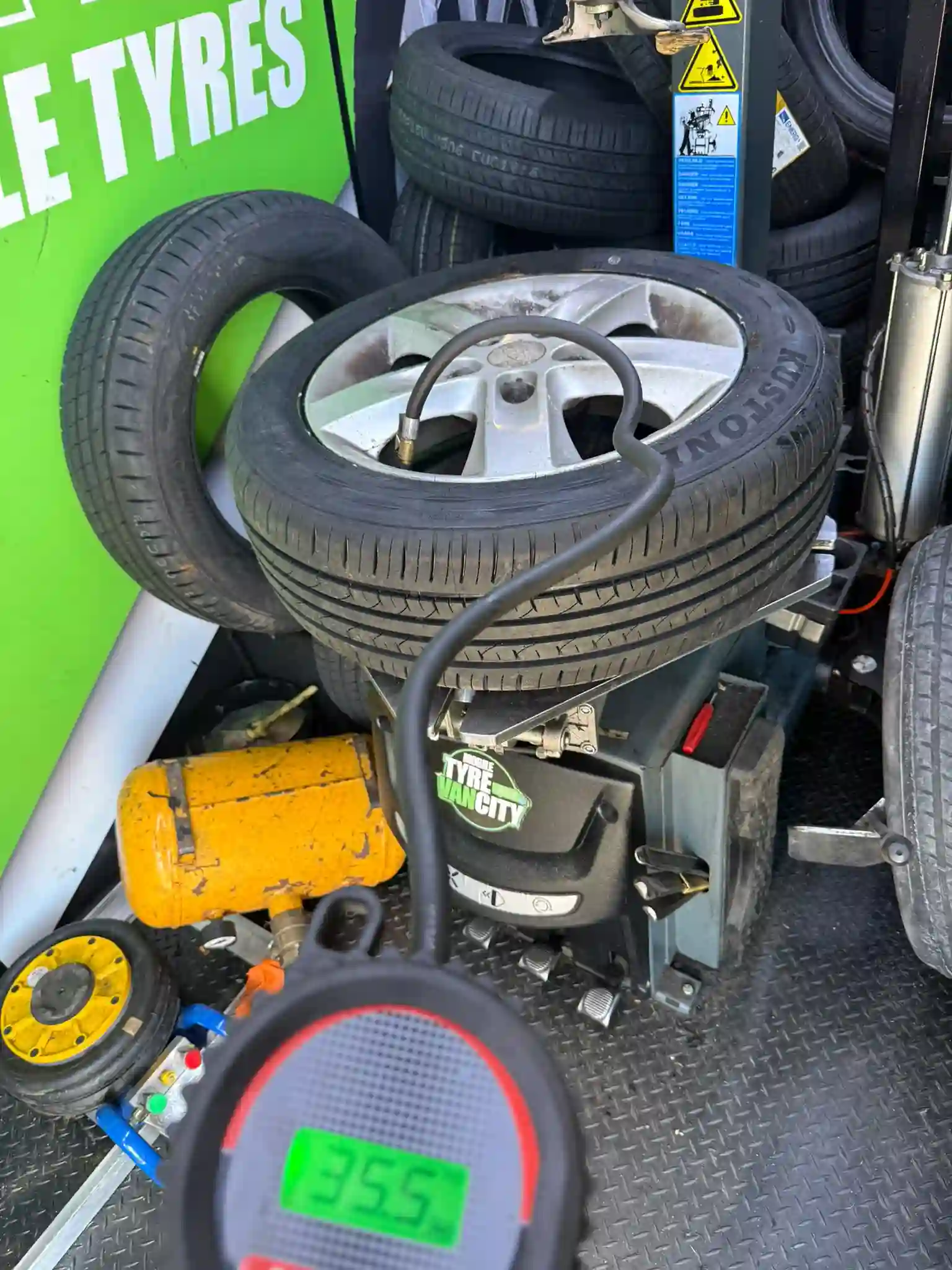 Tyre Pressure Check Inflation Service – Mobile Tyre Fitting Van Equipment