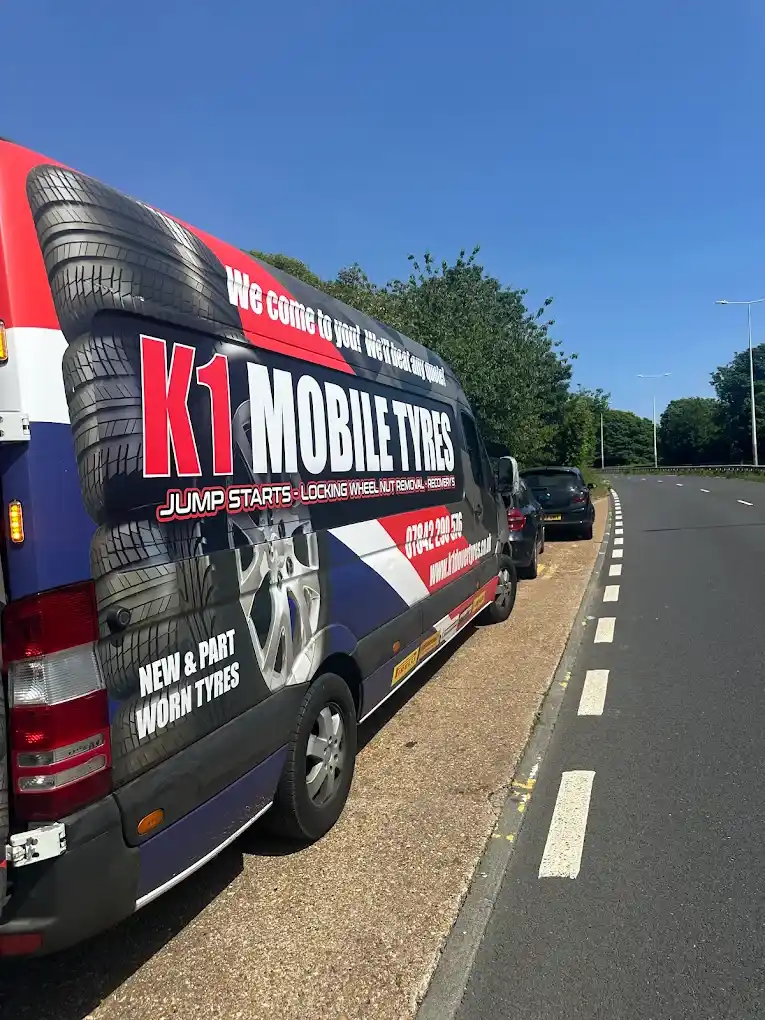 Roadside Mobile Tyre Fitting 23 Emergency Tyre Fitting - K1 tyres