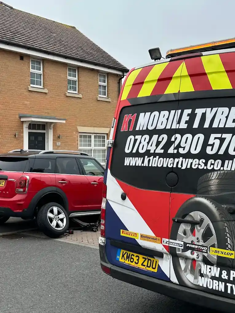 Roadside Mobile Tyre Fitting 19 Mobile Tyre Fitting at home